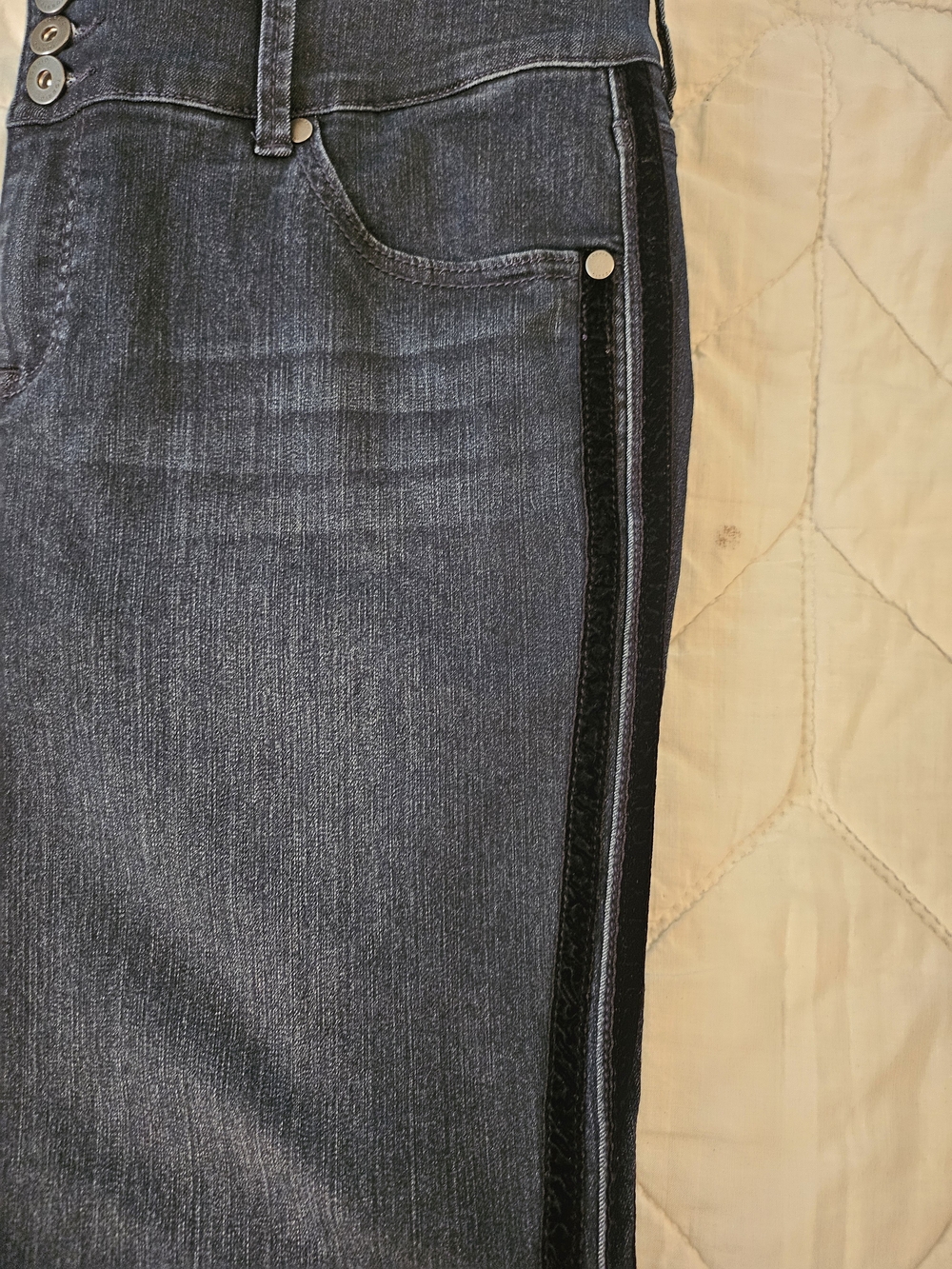 Torrid -Tall Jegging -3 Button- Dark Indigo w/Black Tuxedo Stripes - Size 16 T - Picture 11 of 11